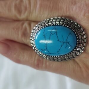 Turquoise oval ring